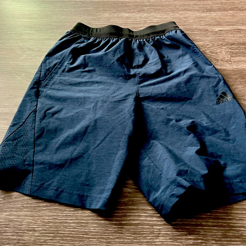 Men’s Adidas athletic shorts size small. Like new. Navy blue